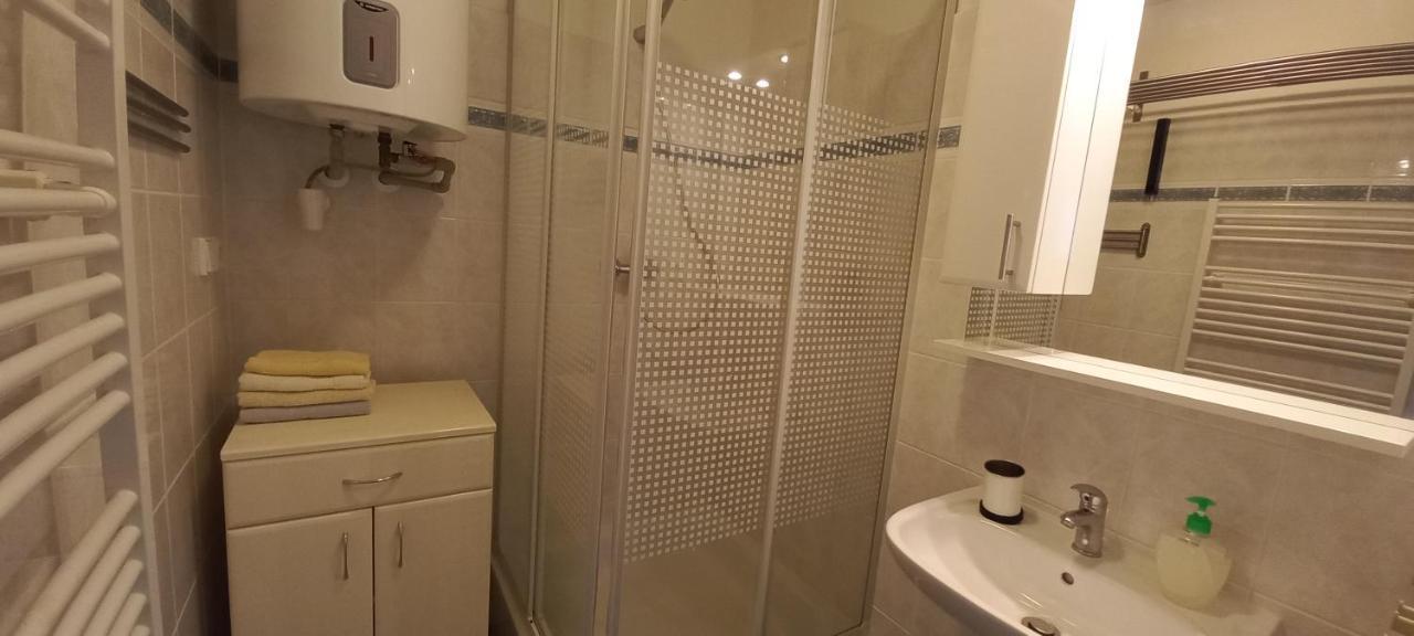 Horni Misecky Apartman E25 U Sjezdovky, Max 6 Osob 외부 사진